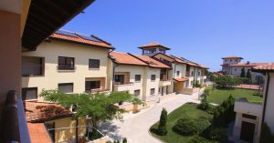 Апартаментен Хотел Асти Артхотел 3*, Синеморец