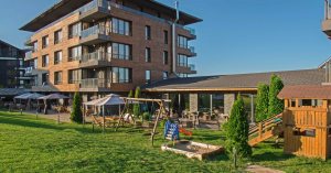 Апартаментен хотел Корнелия 3*, Банско