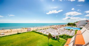 АлуаСън Хелиос Бийч 3*, Обзор