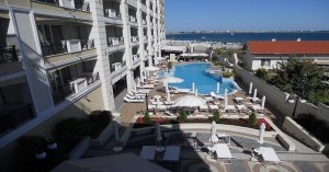 Апартаментен хотел Пенелопа Палас 4*, Поморие