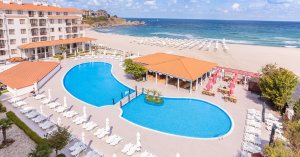 Хотел Сунео Клуб Серенити Бей 4*, Царево